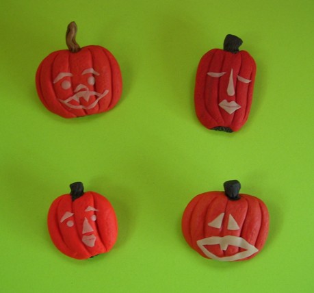 pumpkin-pins.jpg