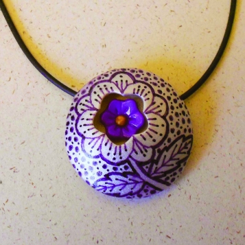 Hidden_Flower_pendant