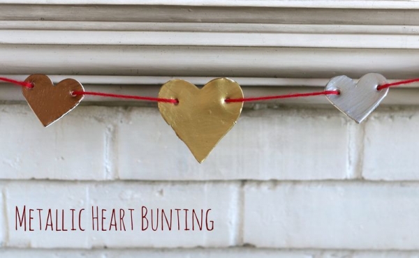 heart-bunting