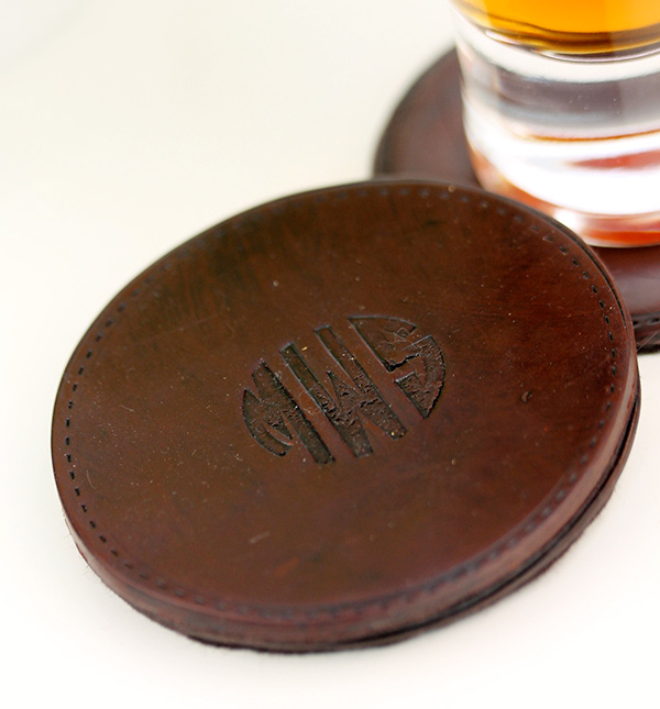 faux-leather-coaster