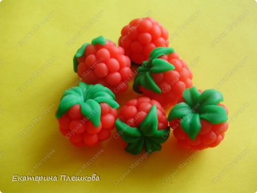 clay-raspberries