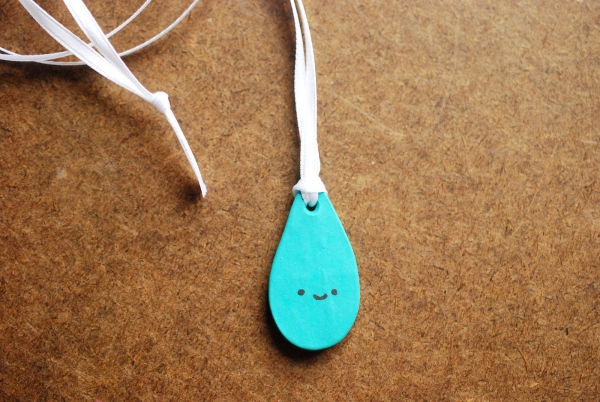 clay-raindrop-necklace